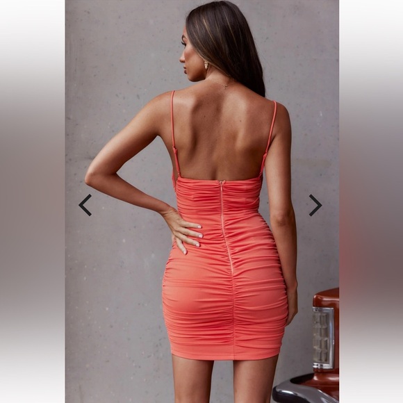 Selfie Leslie Shea Square Neckline Ruched Mini Dress Orange Medium US 6 - Picture 3 of 8